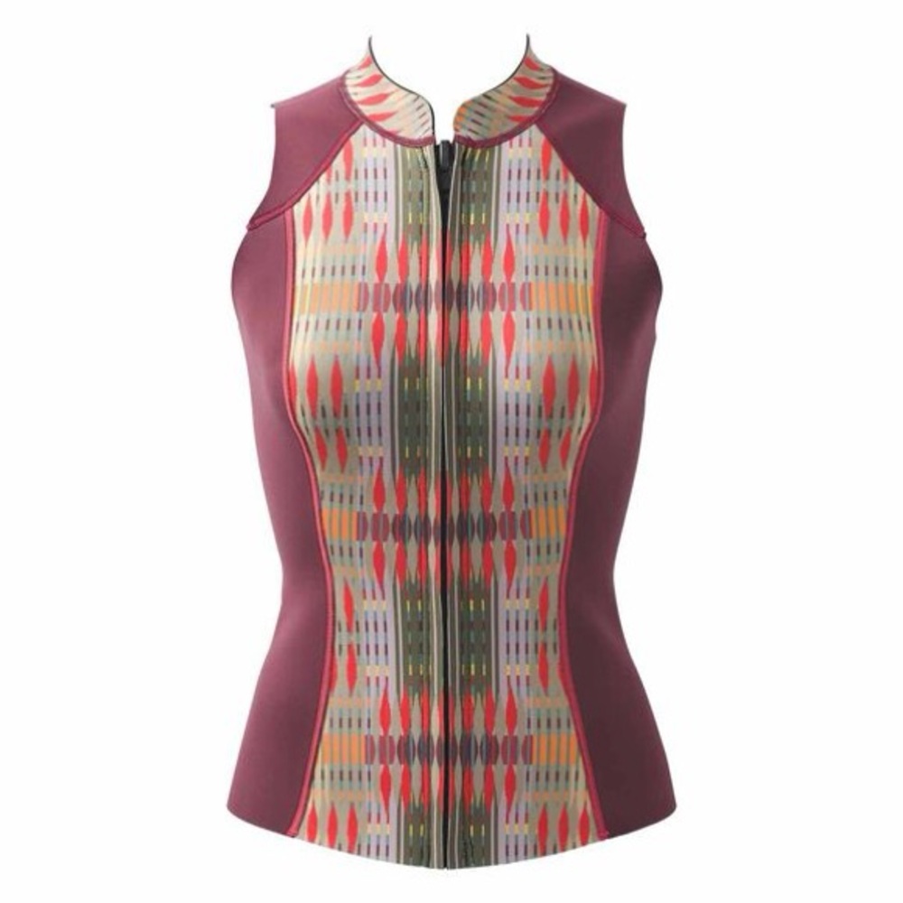 Prana- Women’s Maroon and Patterned neoprene vest.